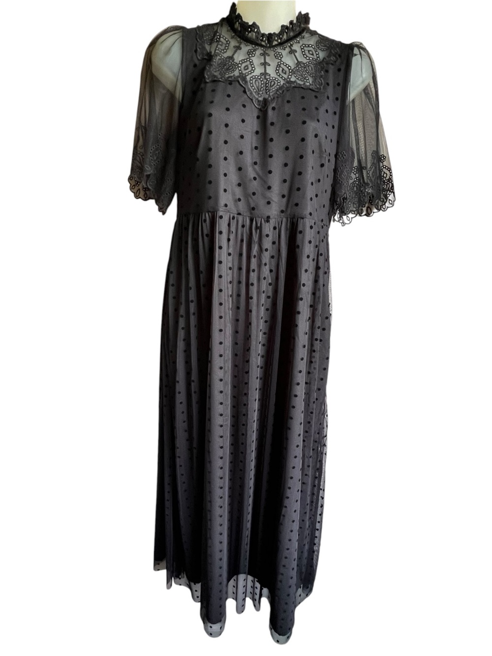Boden Embroidered Tulle Dress   Black D1417 Size US 4 Maxi Gothic Victorian Lace